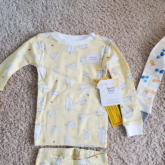 Brand New Burt's Bees Two Piece Pajamas size 2T - Picture 3 of 4